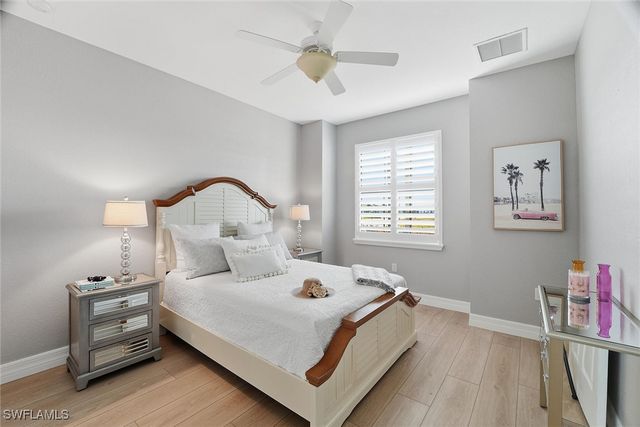 2906 Aviamar CIR, Naples, FL 34114