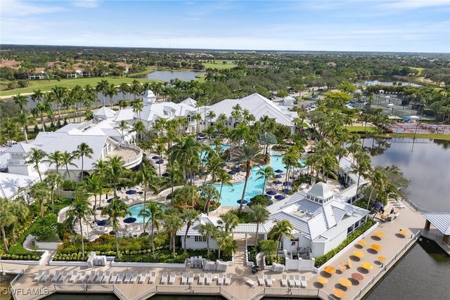 2906 Aviamar CIR, Naples, FL 34114