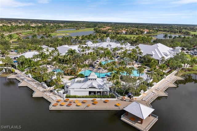 2906 Aviamar CIR, Naples, FL 34114