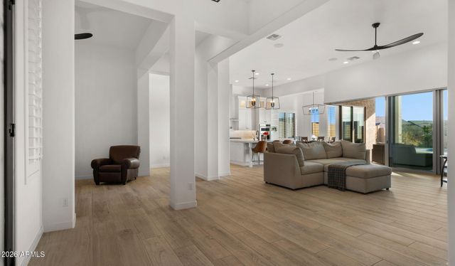 8143 E JAEGER Street, Mesa, AZ 85207