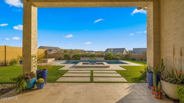 8143 E JAEGER Street, Mesa, AZ 85207