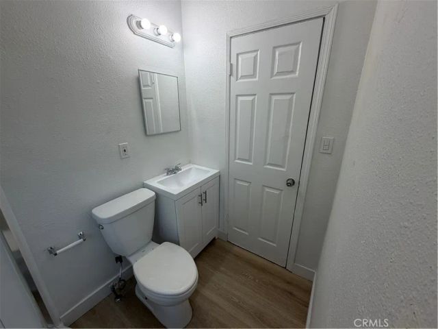 712 E 82nd, Los Angeles, CA 90001