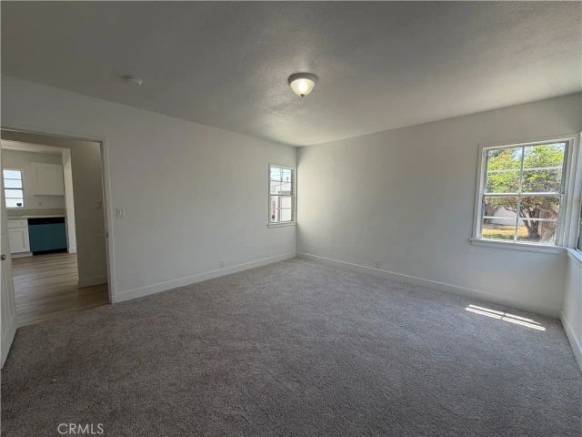 712 E 82nd, Los Angeles, CA 90001