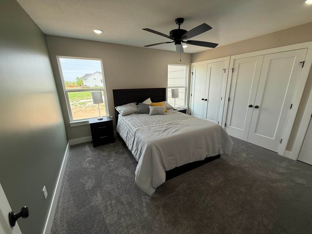 102 E Poplar Court, Goddard, KS 67052