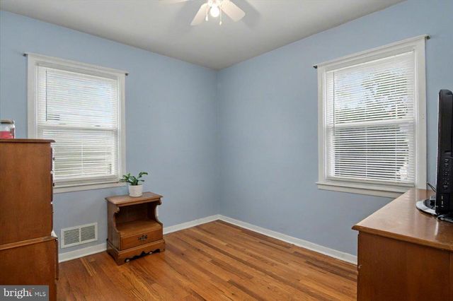 144 N MICHIGAN AVE, Kenilworth, NJ 07033