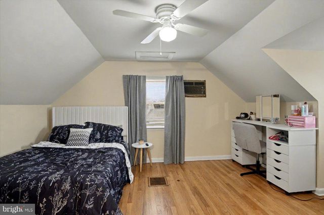 144 N MICHIGAN AVE, Kenilworth, NJ 07033