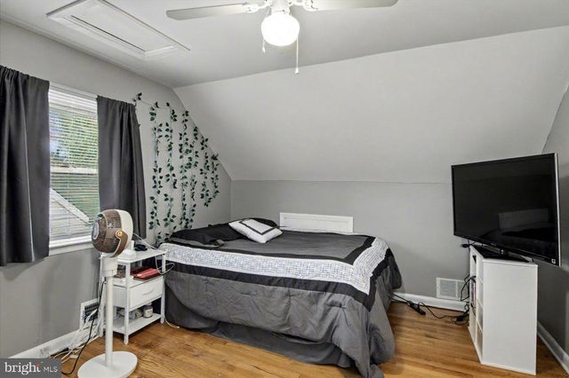 144 N MICHIGAN AVE, Kenilworth, NJ 07033