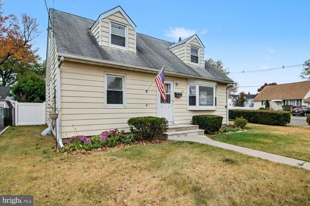 144 N MICHIGAN AVE, Kenilworth, NJ 07033