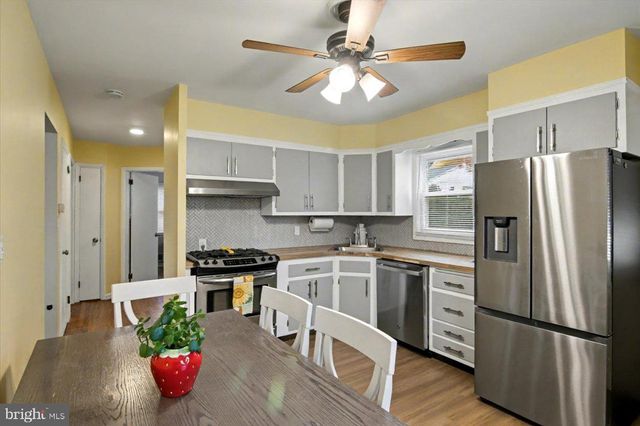 144 N MICHIGAN AVE, Kenilworth, NJ 07033