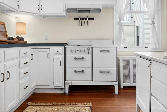 2872 Madison Road, Cincinnati, OH 45209