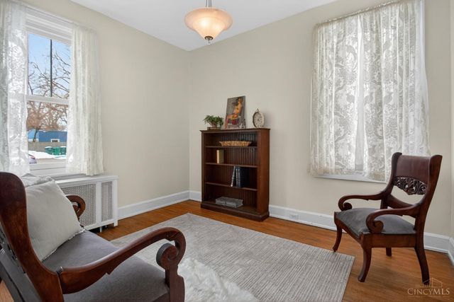 2872 Madison Road, Cincinnati, OH 45209