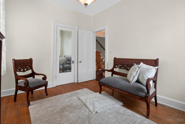 2872 Madison Road, Cincinnati, OH 45209