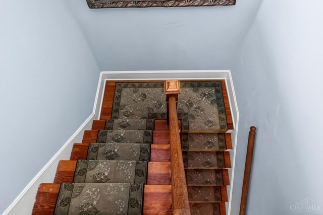 2872 Madison Road, Cincinnati, OH 45209