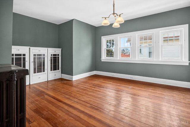 2872 Madison Road, Cincinnati, OH 45209