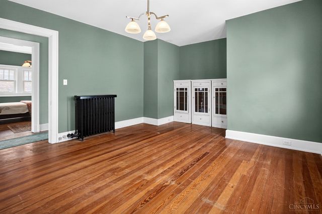 2872 Madison Road, Cincinnati, OH 45209