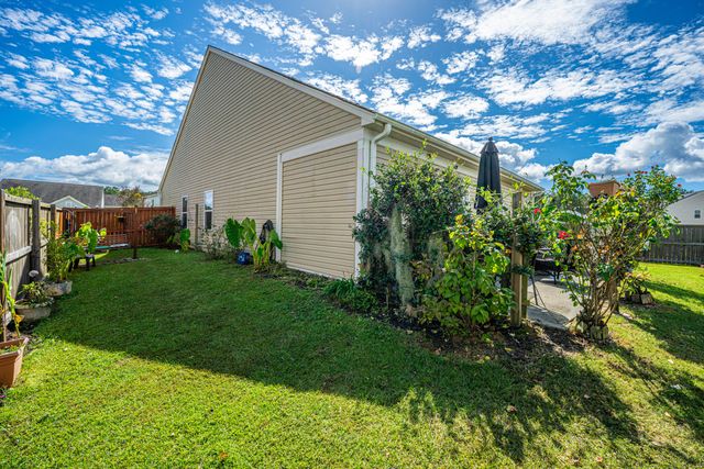 419 Thoroughbred Dr Drive, Moncks Corner, SC 29461