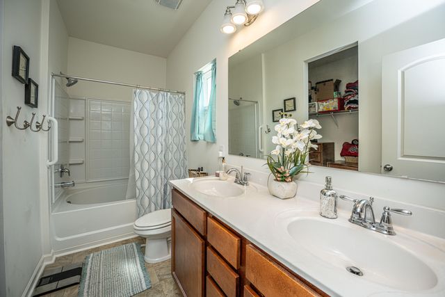 419 Thoroughbred Dr Drive, Moncks Corner, SC 29461