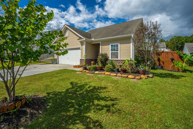 419 Thoroughbred Dr Drive, Moncks Corner, SC 29461