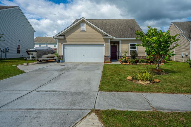 419 Thoroughbred Dr Drive, Moncks Corner, SC 29461