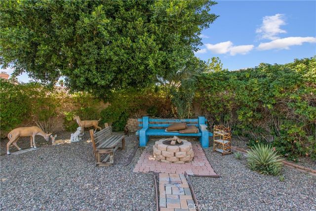 44525 Saffron Court, La Quinta, CA 92253