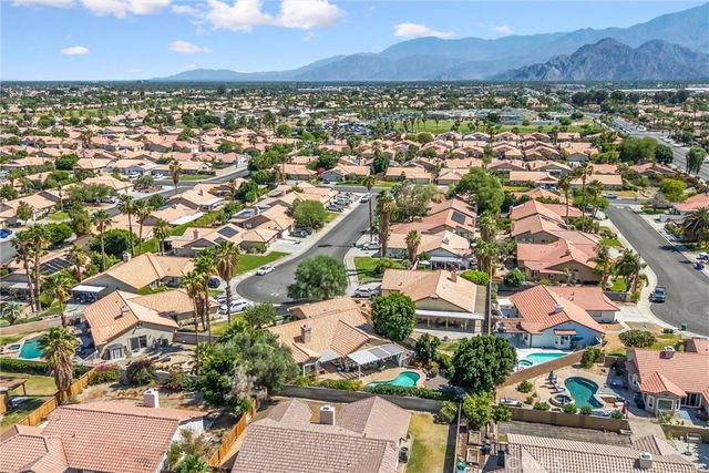 44525 Saffron Court, La Quinta, CA 92253