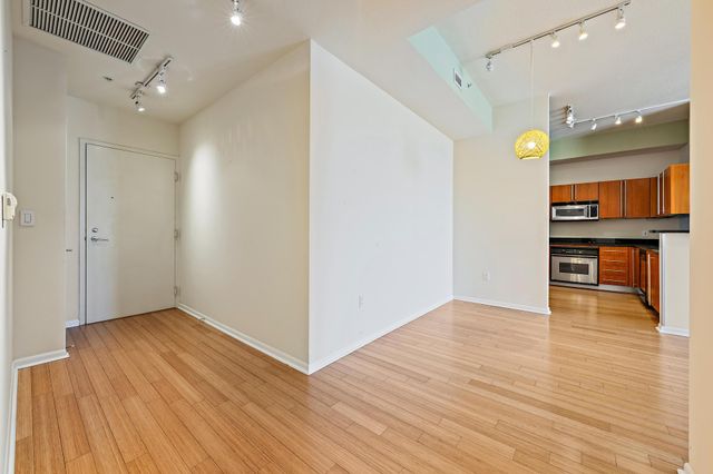 1551 N Flagler Drive Ph L7, West Palm Beach, FL 33401