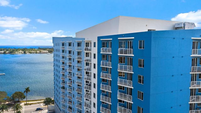 1551 N Flagler Drive Ph L7, West Palm Beach, FL 33401