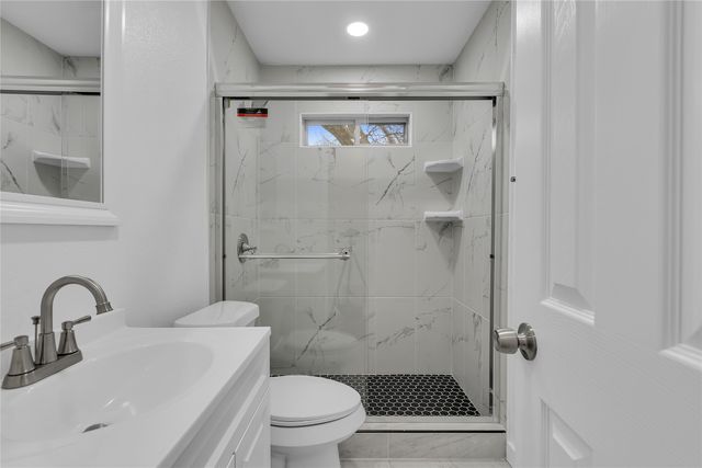 208 Kay Lane, Saginaw, TX 76179