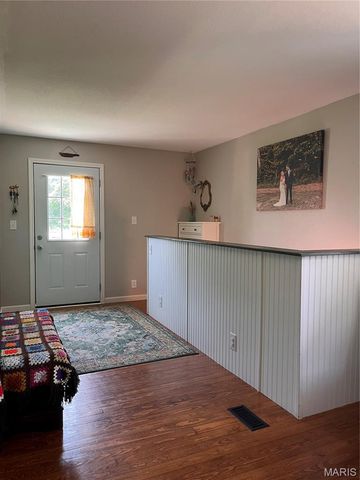 1102 N Washington Street, Farmington, MO 63640