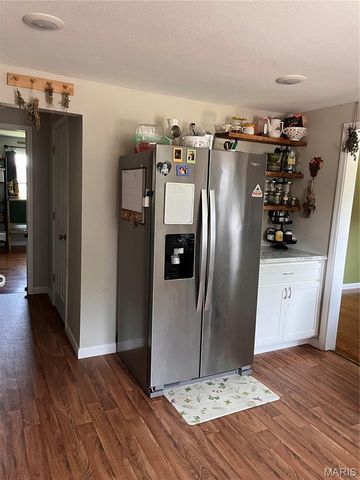 1102 N Washington Street, Farmington, MO 63640