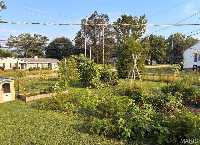 1102 N Washington Street, Farmington, MO 63640