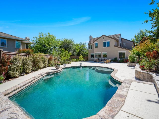 207 Tarquina Ct, El Dorado Hills, CA 95762