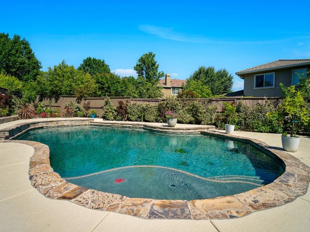 207 Tarquina Ct, El Dorado Hills, CA 95762