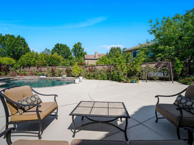 207 Tarquina Ct, El Dorado Hills, CA 95762