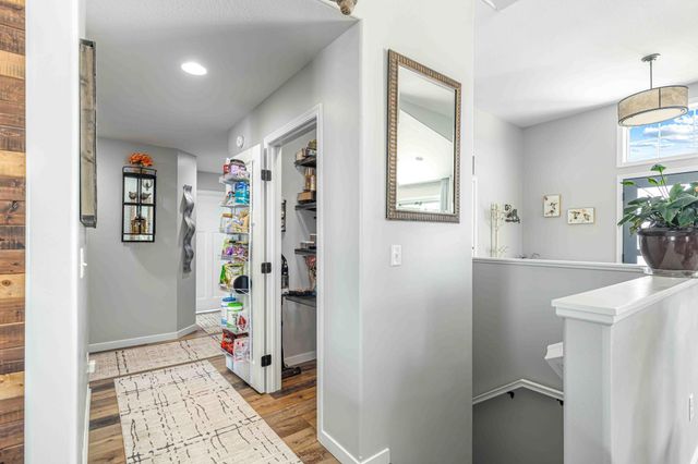 3825 16th Street S, Moorhead, MN 56560