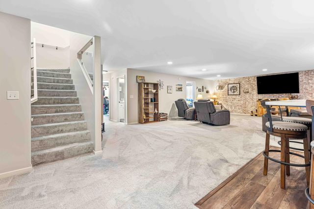 3825 16th Street S, Moorhead, MN 56560