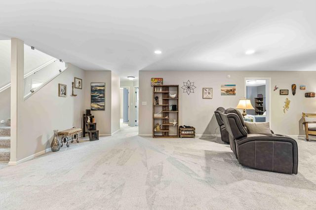 3825 16th Street S, Moorhead, MN 56560