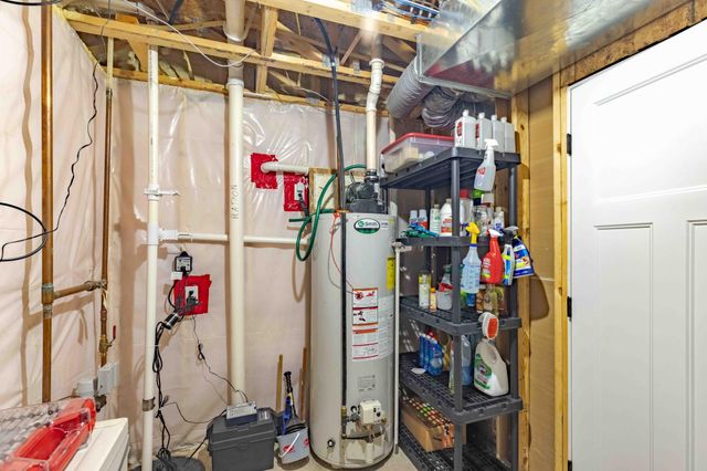 3825 16th Street S, Moorhead, MN 56560