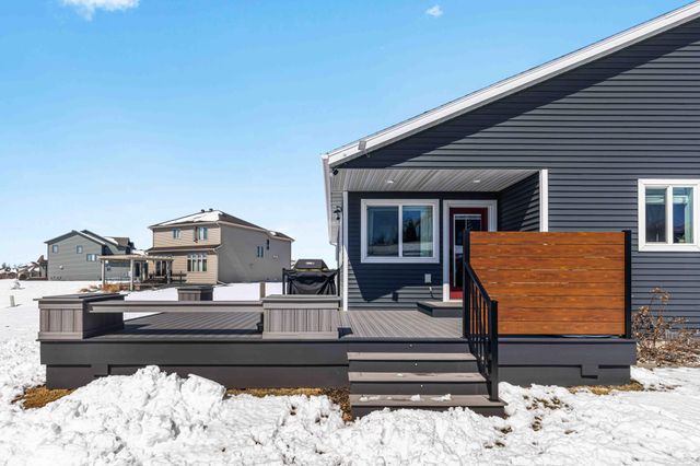 3825 16th Street S, Moorhead, MN 56560