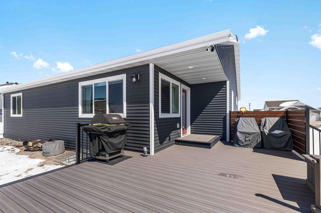 3825 16th Street S, Moorhead, MN 56560