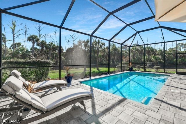9772 Willet CT, Naples, FL 34120