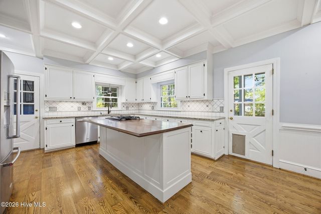 206 Granville Drive, Greenville, NC 27858