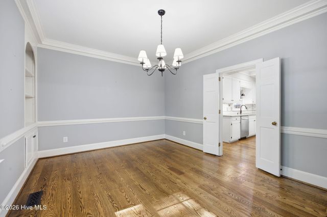 206 Granville Drive, Greenville, NC 27858