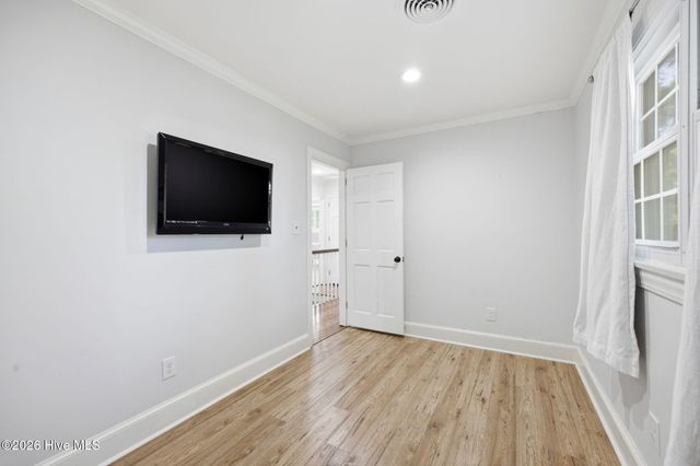 206 Granville Drive, Greenville, NC 27858