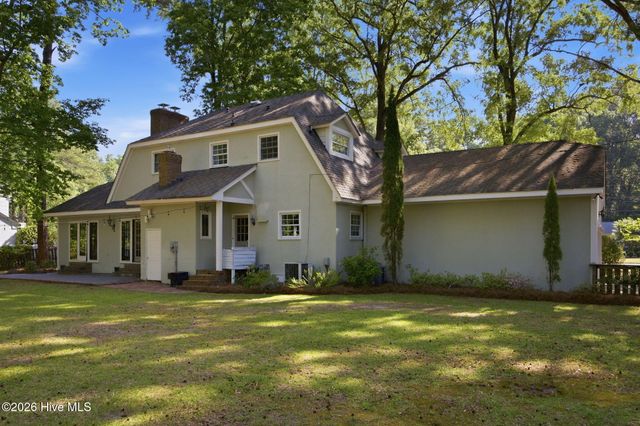 206 Granville Drive, Greenville, NC 27858