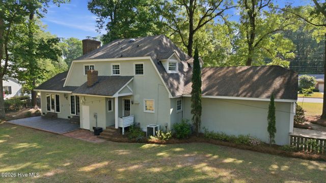 206 Granville Drive, Greenville, NC 27858