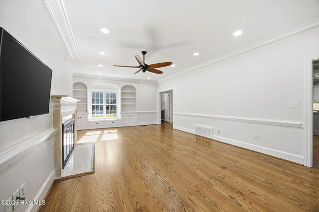 206 Granville Drive, Greenville, NC 27858