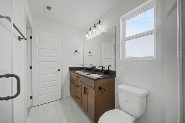 1850 Cotton Way, Chattanooga, TN 37404