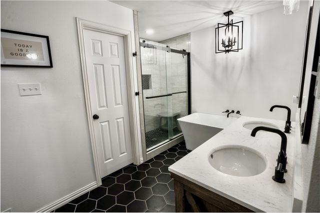 7059 Golf Drive, Whitney, TX 76692
