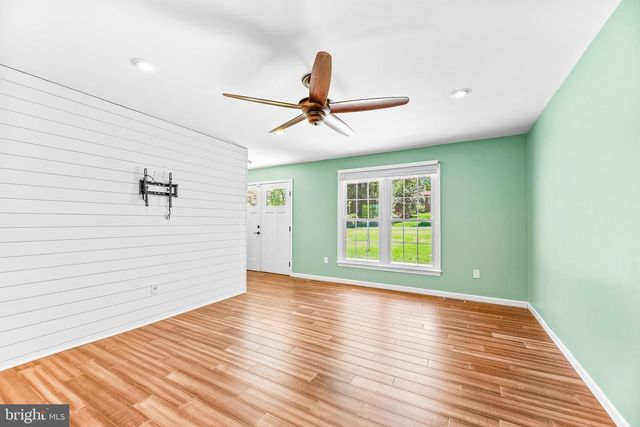 11220 COUNTRY RD, Dunkirk, MD 20754